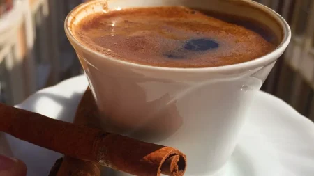 Tarçınlı Türk Kahvesi: Faydaları Ve Zayıflatma Etkisi